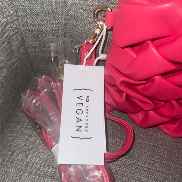 Ecostitch Vegan Leather Magenta Wristlet/Clutch Bag - Picture 2 of 5